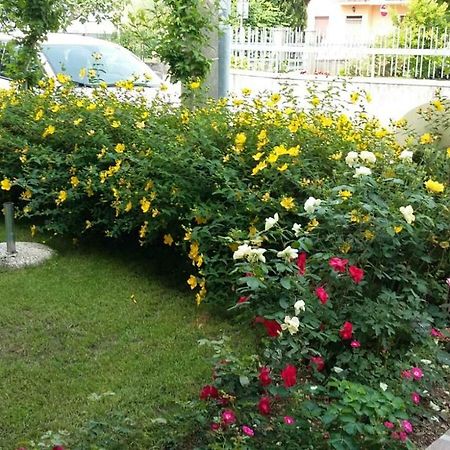 شقة مونزامبانو  في Casa Nanny المظهر الخارجي الصورة
